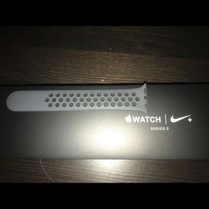 Apple Watch Sports Band- Size M/L!